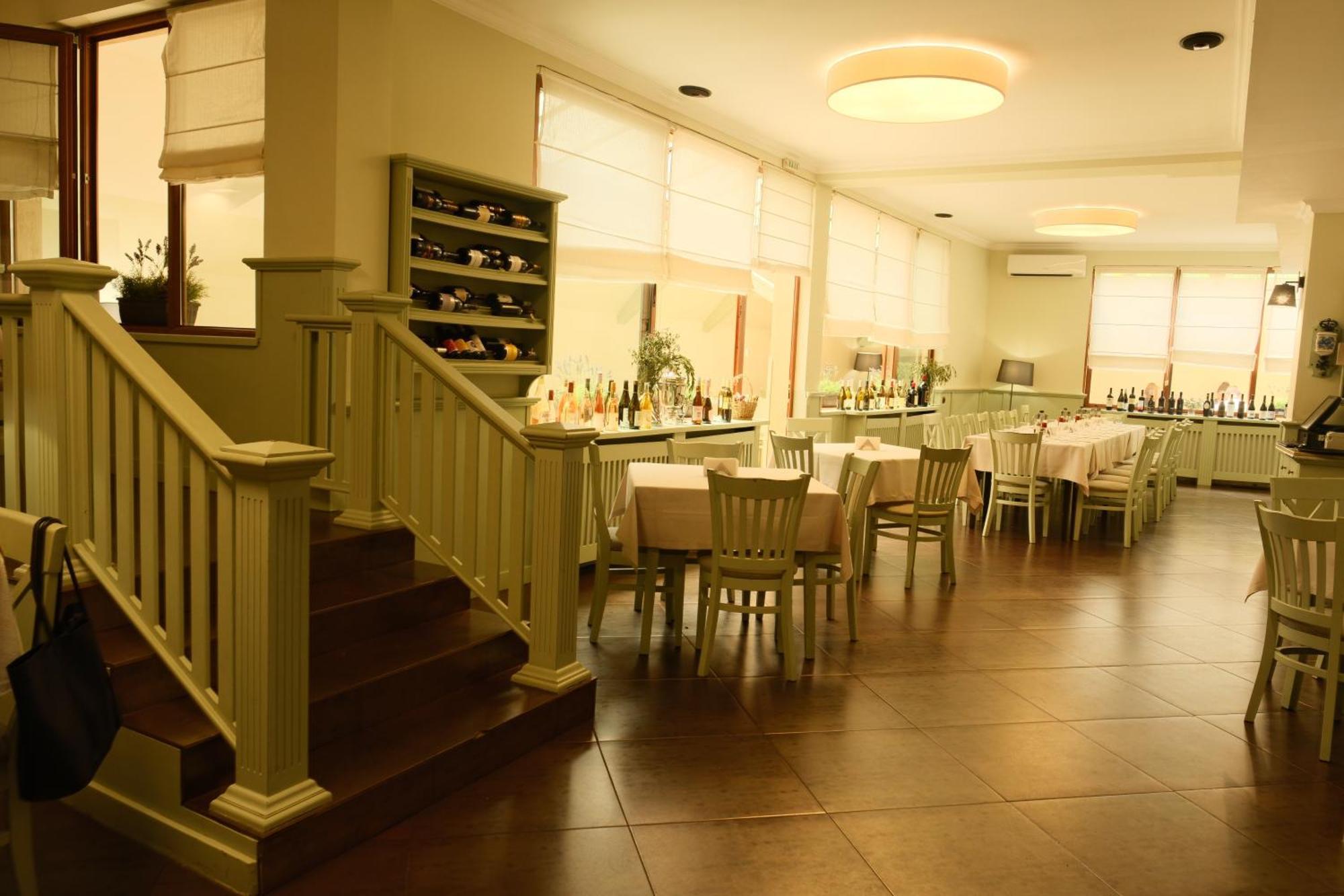 Family Hotel Ramira Кюстендил Экстерьер фото